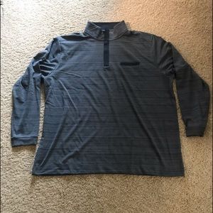 Walter Hagen brand 2XL quarter zip pullover